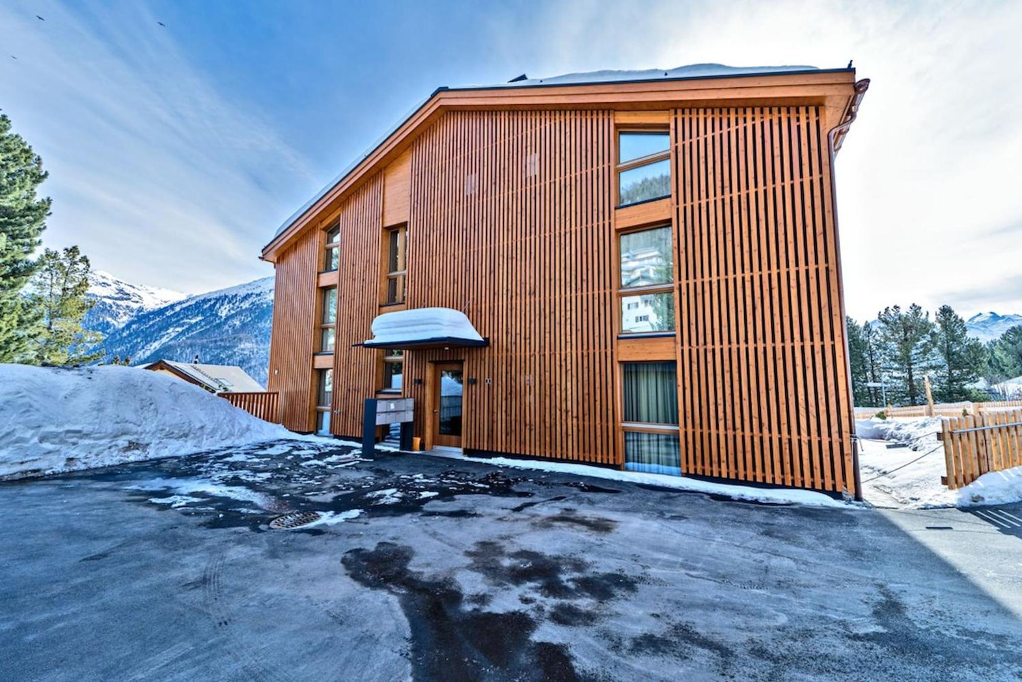 Chesa Muntanella - Samedan Apartamento Exterior foto